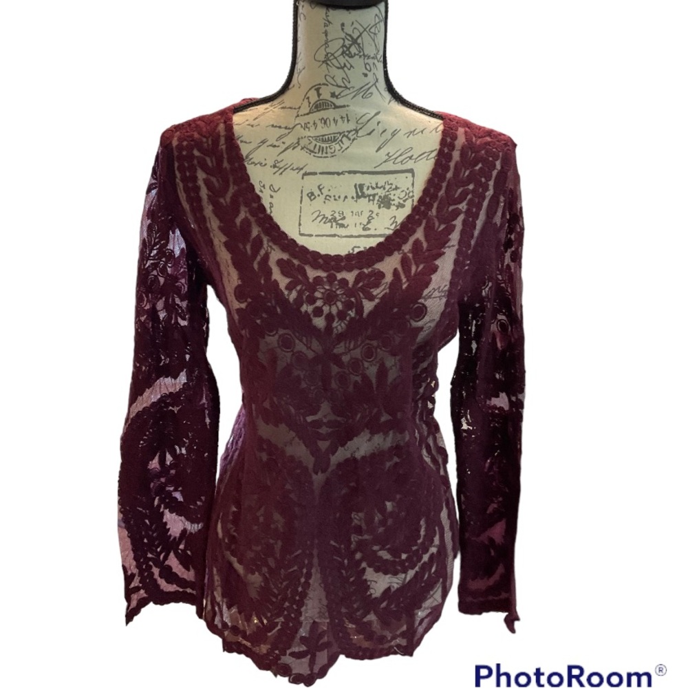 NWT Capri Laced Sheer Blouse SIZE M 
Color BORDEAUX